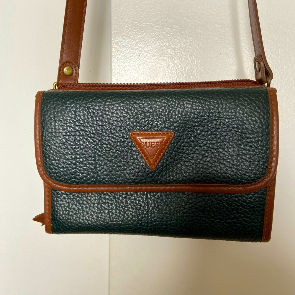 90’s Guess Pebbled Leather Crossbody Bag